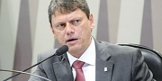 Brasil deve retomar grau de investimento em breve, diz ministro